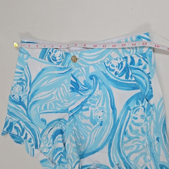 Lilly Pulitzer Buttercup Scallop Shorts in Resort White Sea Ruffles - Picture 10 of 13